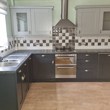 Oak to Two-Tone Grey